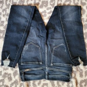 KanCan distressed jeans